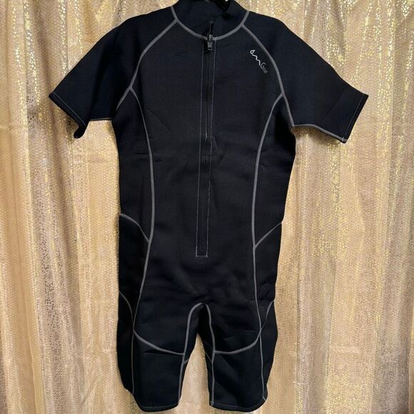 OMGear Black Gray Neoprene Shorts 3MM Wetsuit Scuba Snorkeling XL NWOT - Picture 1 of 9
